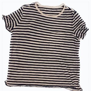 Old Navy T-Shirt Black and White